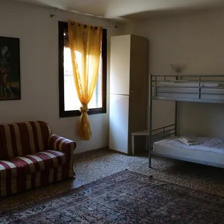 Frühstückspension San Marco Boutique 2*