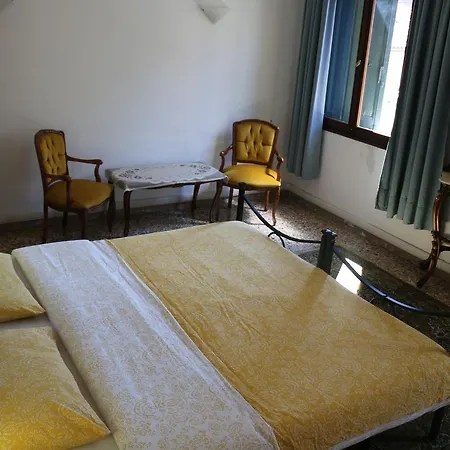 Frühstückspension San Marco Boutique 2*